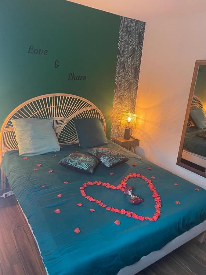 Suite Cosy&Jacuzzi سينون المظهر الخارجي الصورة