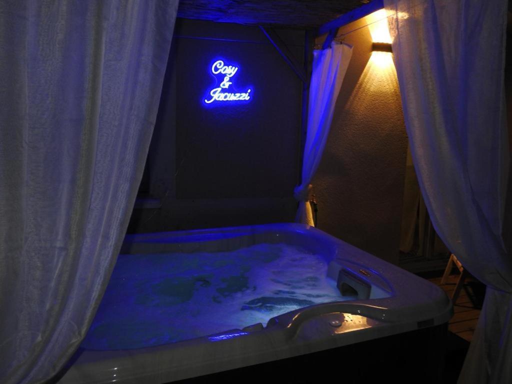 Suite Cosy&Jacuzzi سينون المظهر الخارجي الصورة